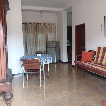 Dams Place Galle Bagian luar foto