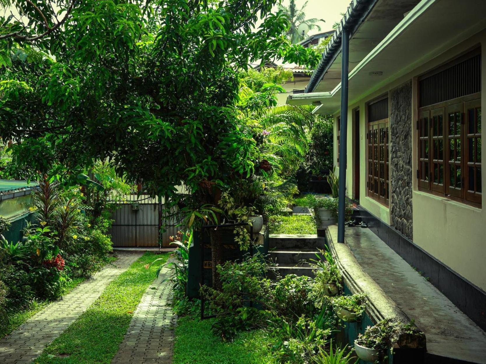 Dams Place Galle Bagian luar foto